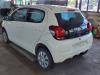 Peugeot 108 Bj.2015 Tür vorne Links Weiß